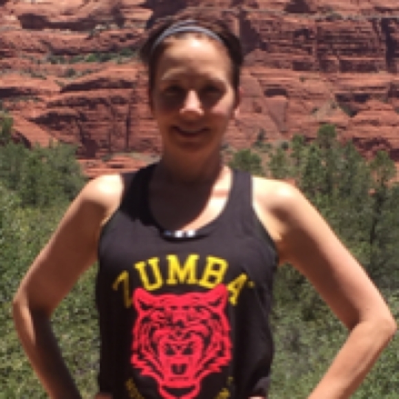 Meet your Posher, Kaycee - Picture 1 of 2